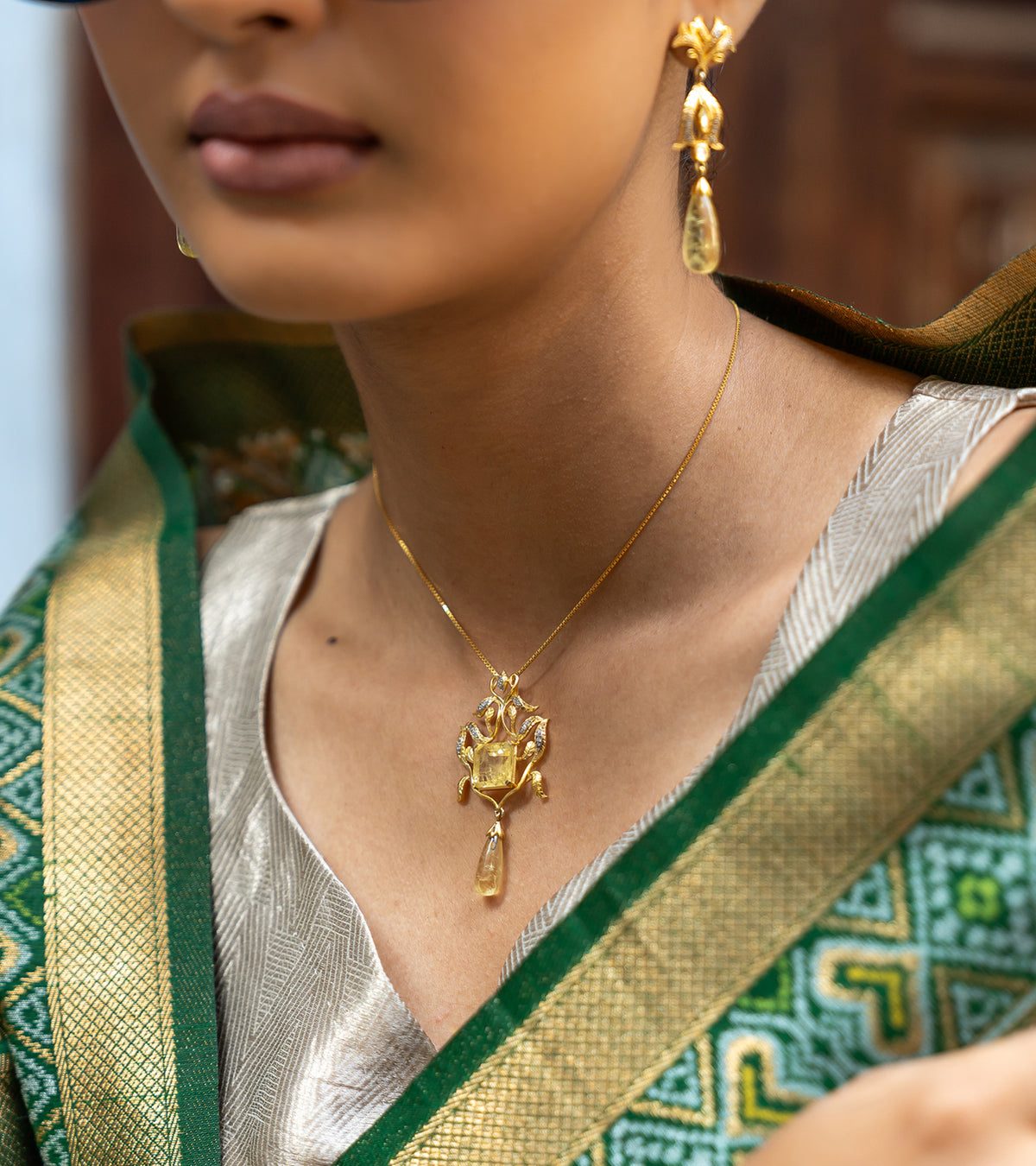 Rangrez Pendant | UNCUT by Aditi Amin