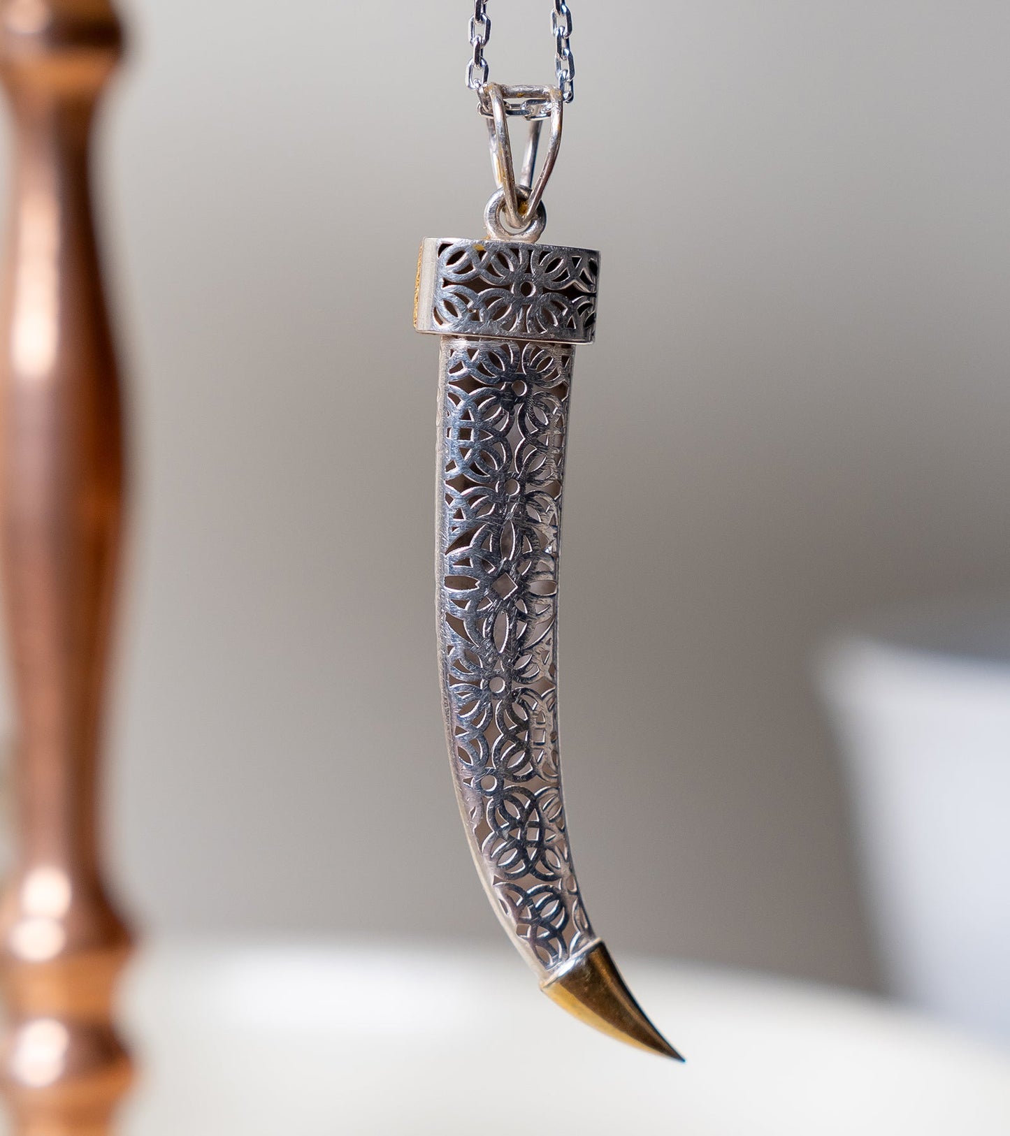 Neo Necklace | UBAA