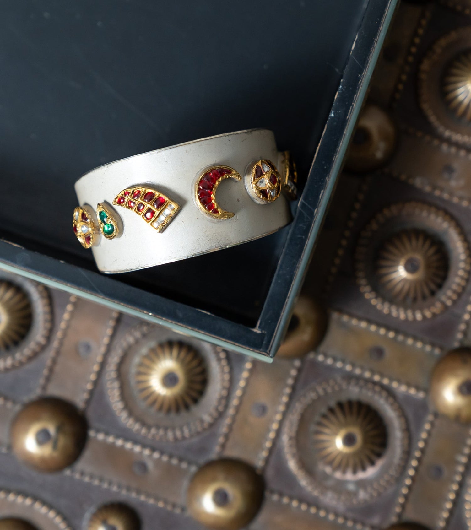 UNCUT | BRACELETS