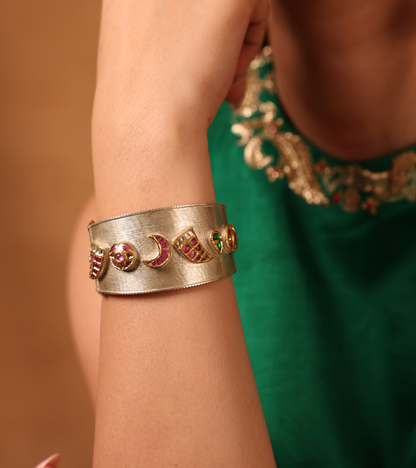 Stella Cuff | UNCUT by Aditi Amin