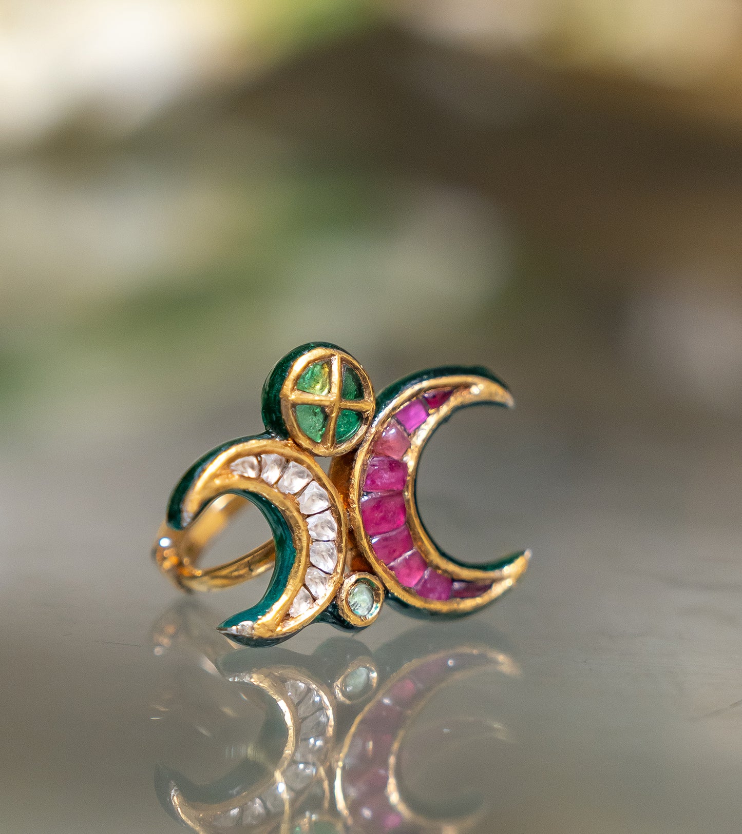 Lila Ring | UNCUT Festive