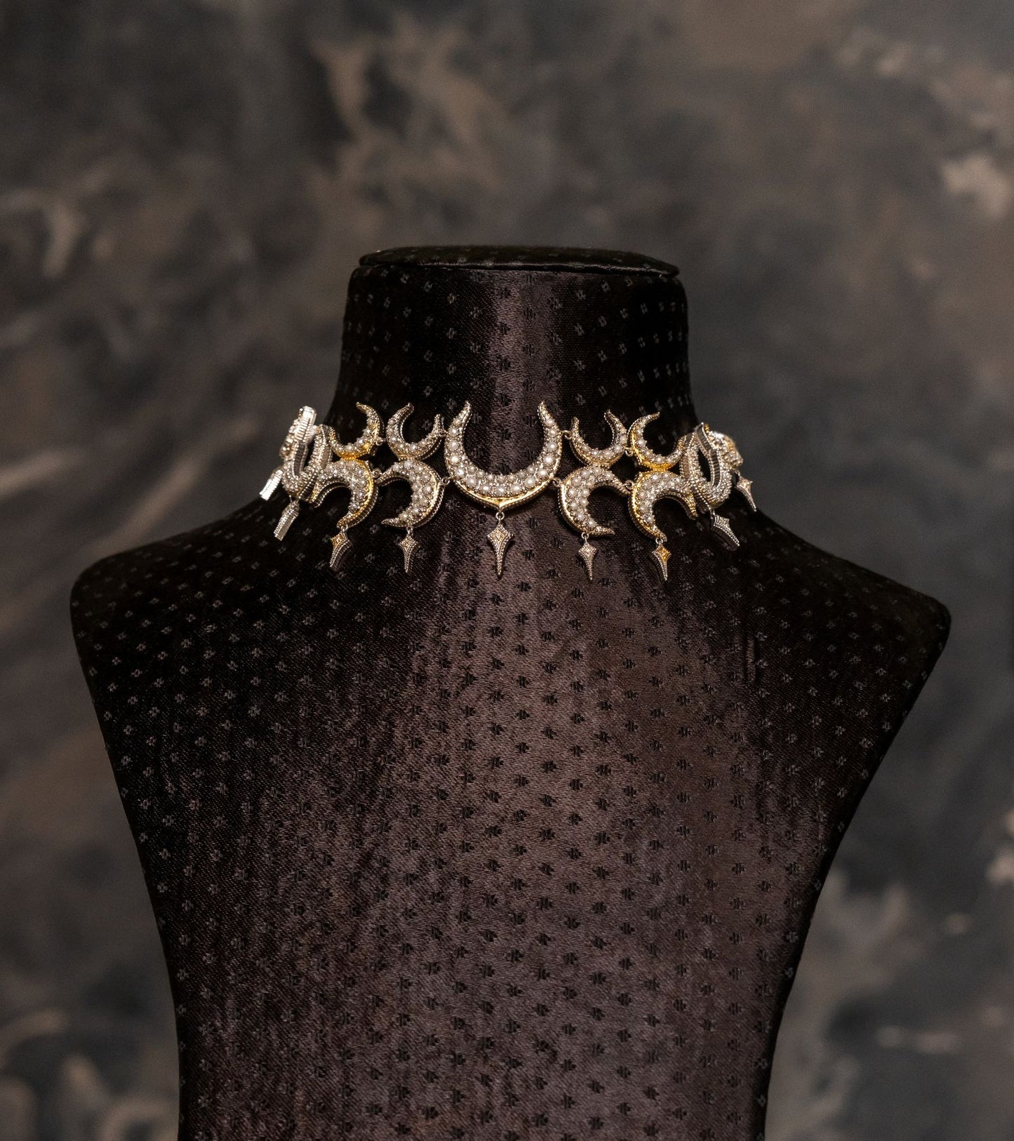 Icra Choker | UBAA