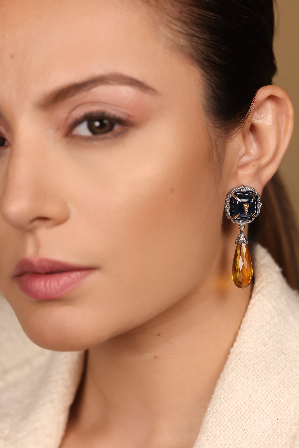 Rumi Petit Earrings | UBAA