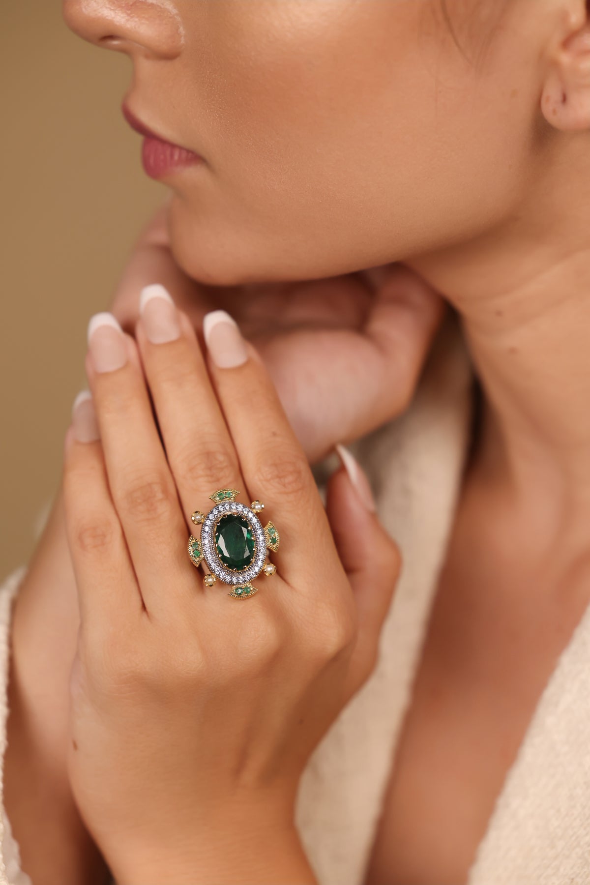 Regal Emerald Ring | UBAA