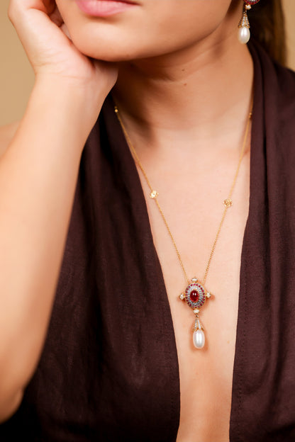 Artemisia Pendant | UBAA