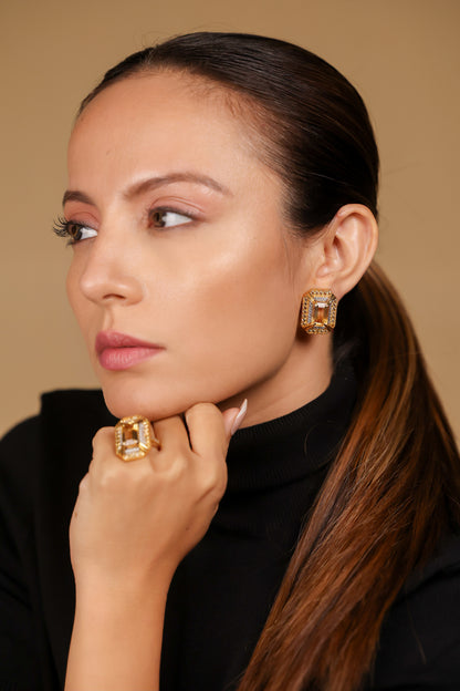 Hera Stud Earrings | UBAA