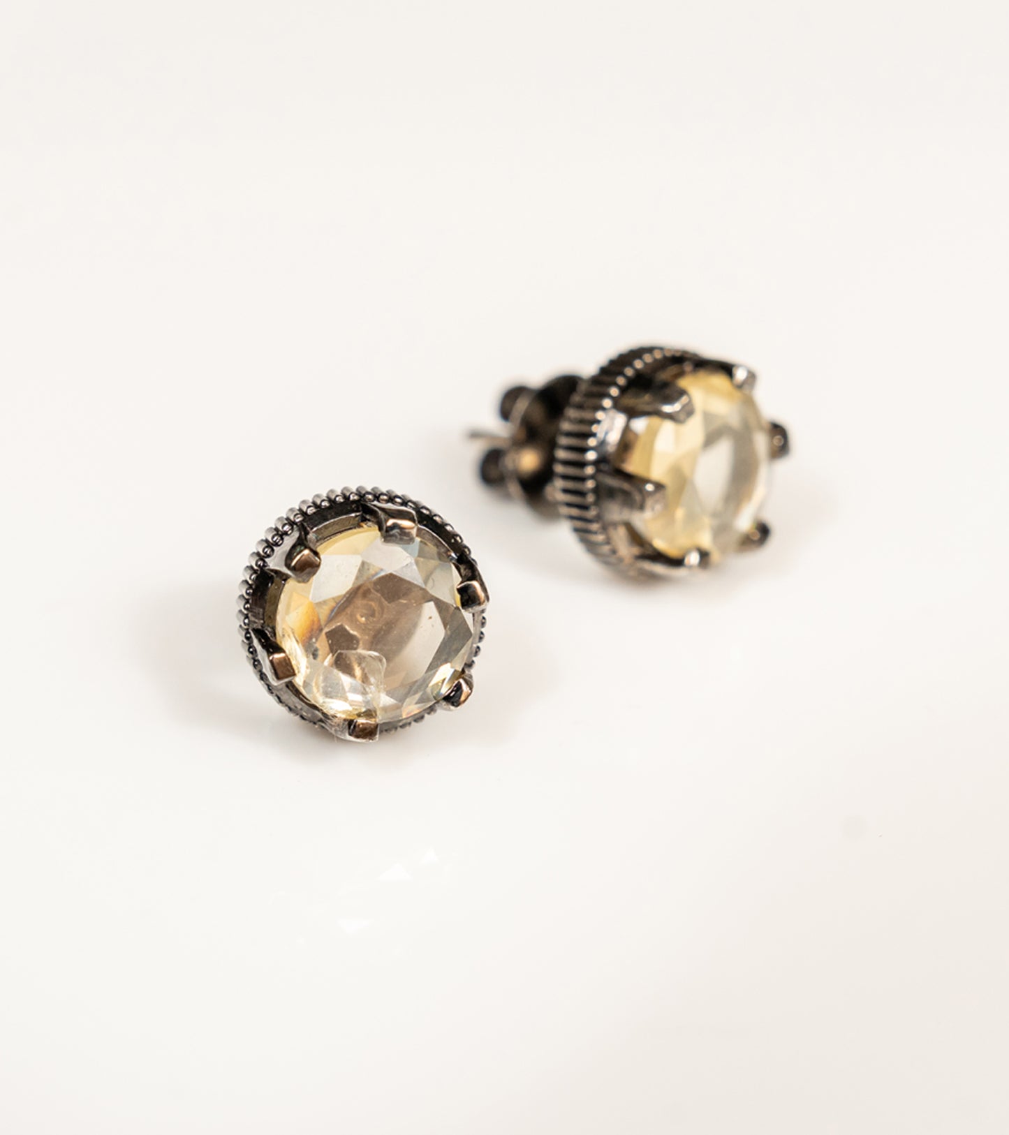 Swati Studs | UBAA