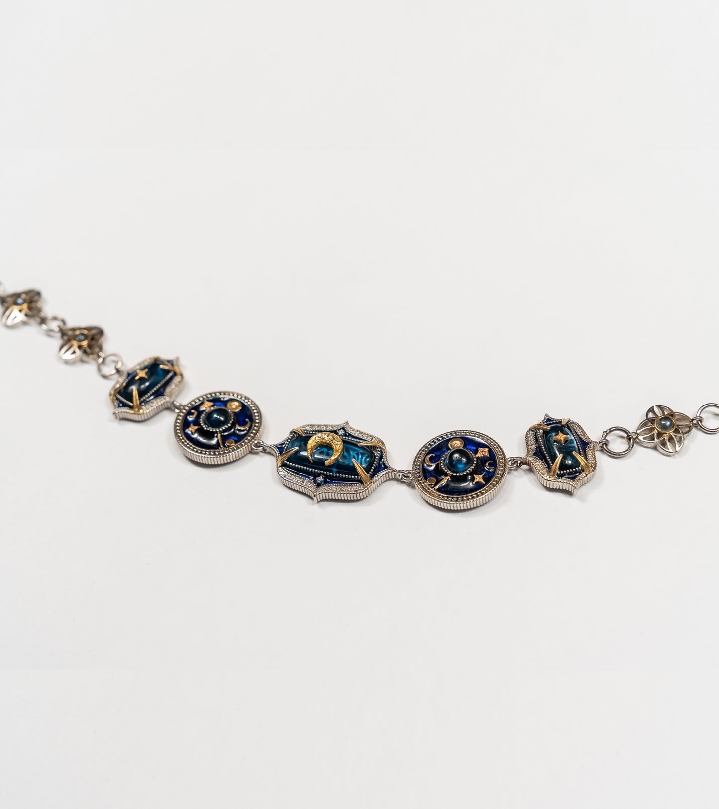 Taskan Choker | UBAA