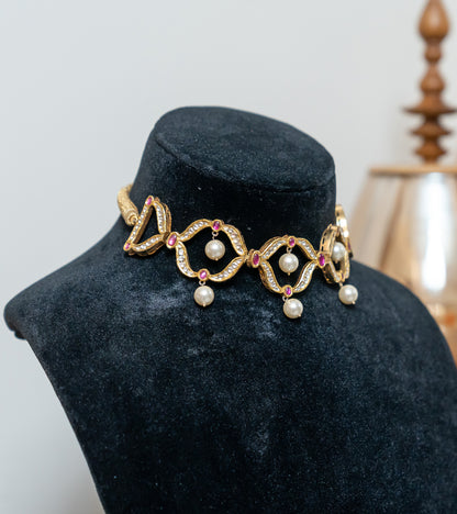Catherine Choker | Festive