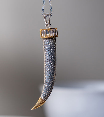 Neo Necklace | UBAA