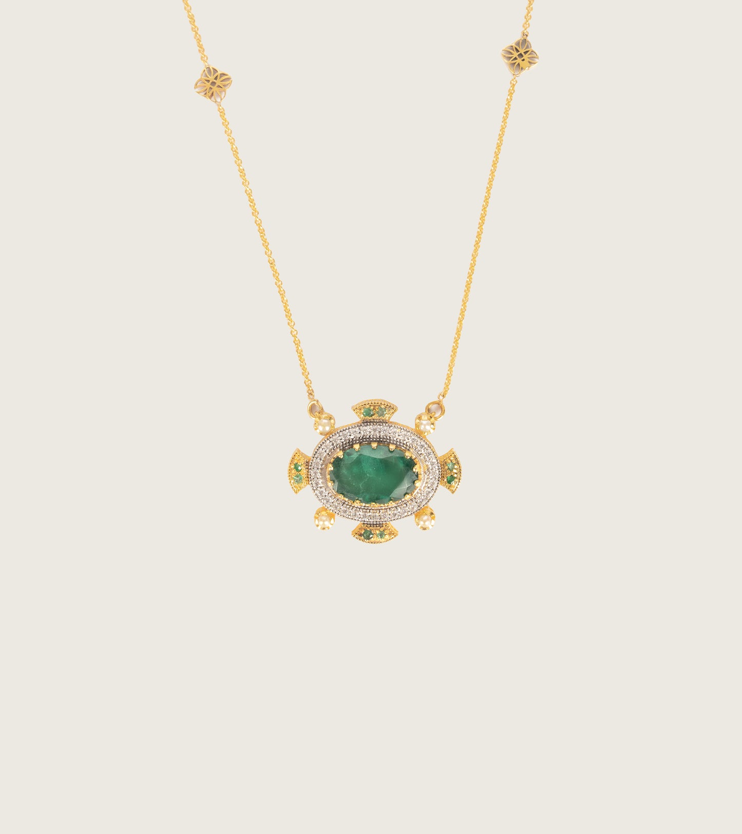 Regal Emerald Pendant | UBAA