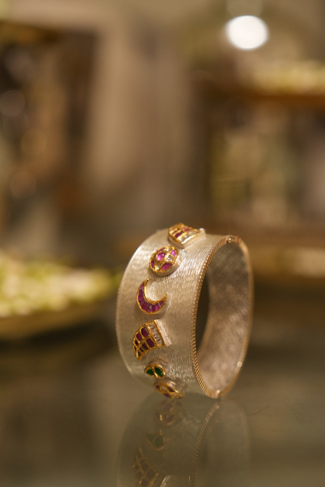 Stella Cuff | UNCUT Festive