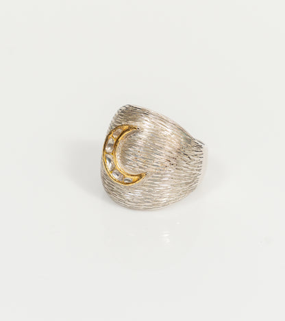 Eli Polki Diamond Ring worn on the hand, showing its bold chunky design