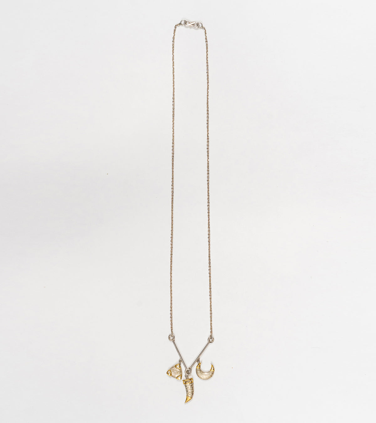 Eva Necklace worn solo for an everyday luxe look