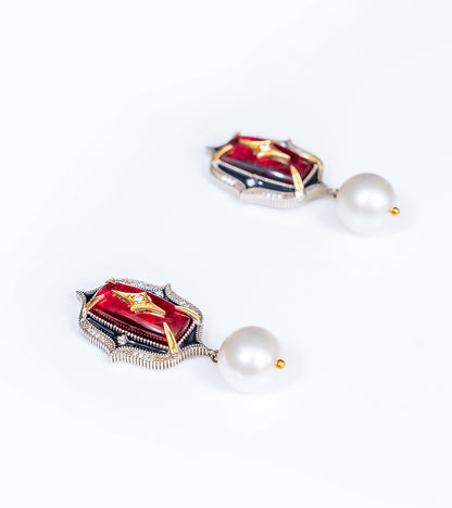 Detail of the South Sea pearl drop on the Rewa Earrings