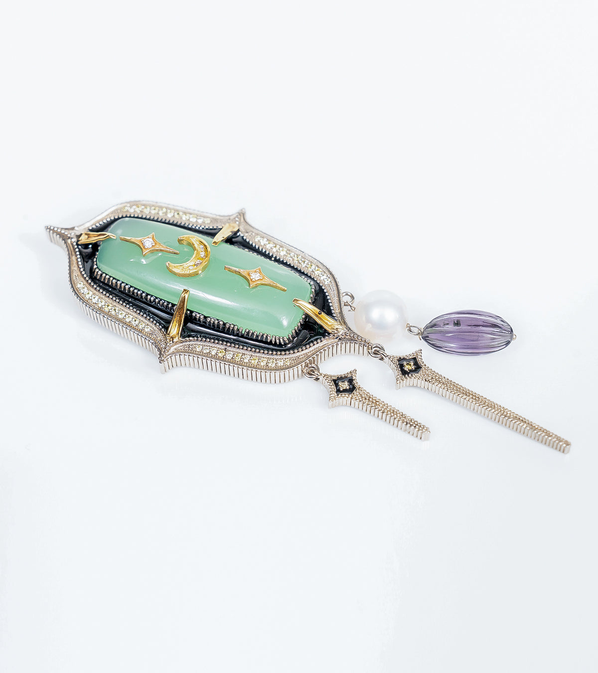 Zel Brooch in 22K Kundan and 18K gold on a sculpted silver base, set with FG VS diamonds, aqua onyx, amethyst crystal, and a South Sea pearl